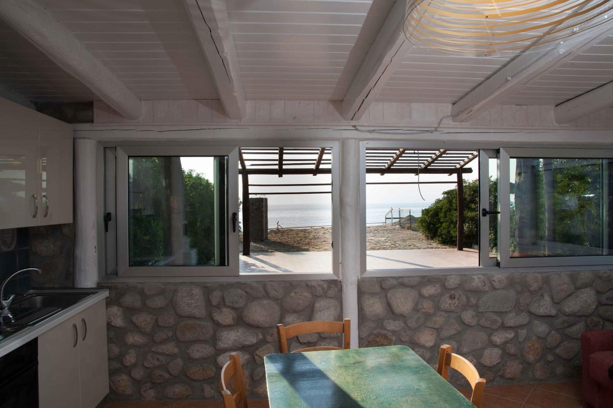 Marinella Beach Apartment Капо-Ватикано Екстер'єр фото