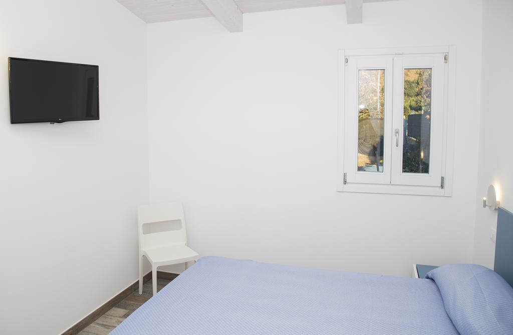 Marinella Beach Apartment Капо-Ватикано Екстер'єр фото